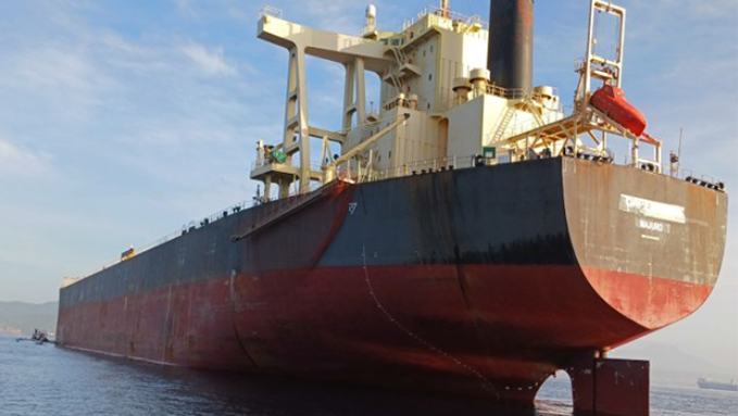 Underwater Hull Cleaning And Propeller Polishing Of M/V Cape Horn